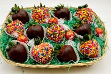 FFA- 12 Chocolate Dipped Strawberries
